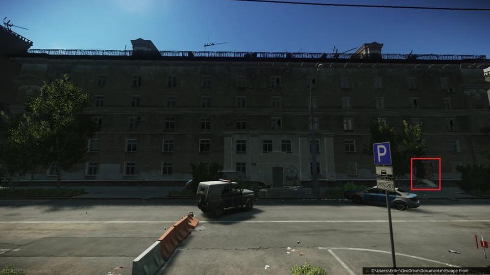 Пролом в стене дома Чеканная 15
