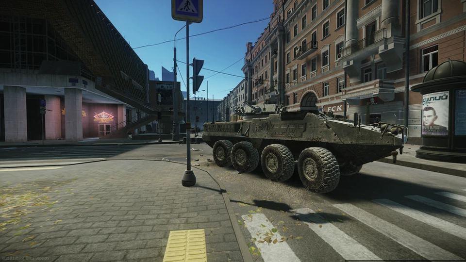 Первый бронетранспортёр LAV III на Улицах Таркова